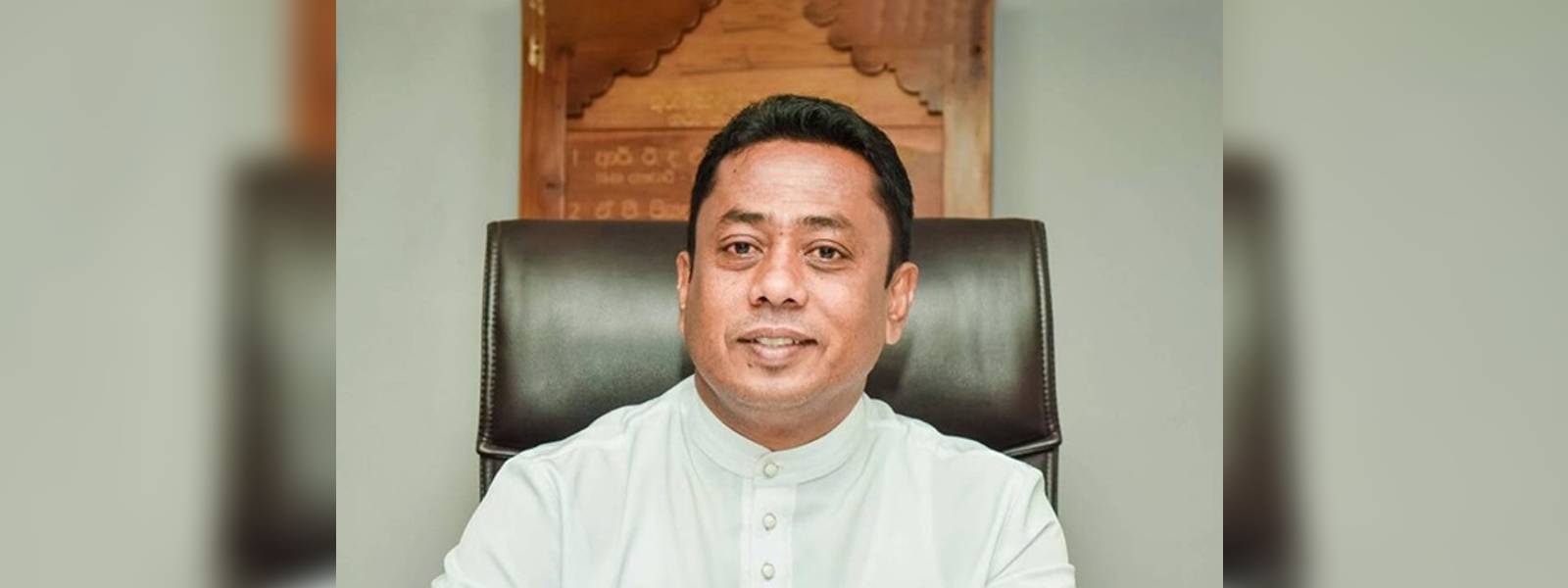 Gazette issued dismissing Thushara Sanjeeva Witharana from his position as the mayor of Kurunegala